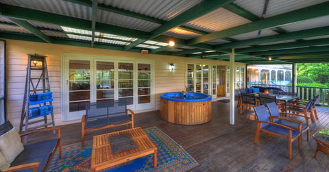 Maleny Homestead & Cottage - Accommodation Melbourne 3