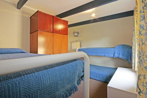 Matron 17, Narrawallee - Accommodation Melbourne 1