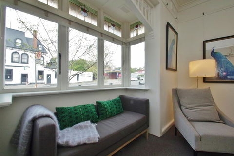 McKenzie House - Accommodation Melbourne 2