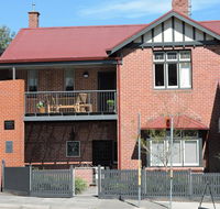 McKenzie House - Accommodation Melbourne