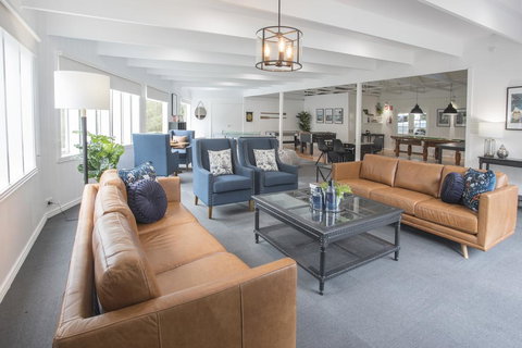 McMillans Of Metung Coastal Resort - Accommodation Melbourne 2