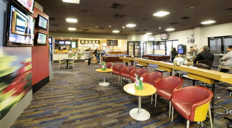 Meadow Inn Hotel-Motel - Accommodation Melbourne 1