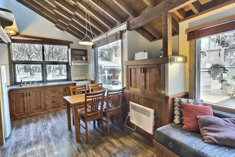 Merrigang Chalet, Dinner Plain - Accommodation Melbourne 3