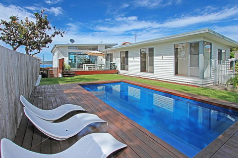 Mitchell 220 - BANNISTERS BEACH HOUSE - Accommodation Melbourne 0