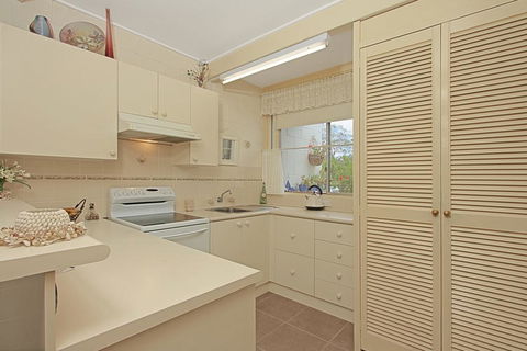 Mitchell Parade 3/11-13 - Accommodation Melbourne 0
