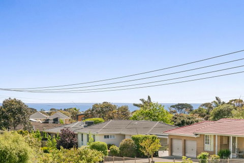 Modern Seaside Getaway Mornington - Accommodation Melbourne 2
