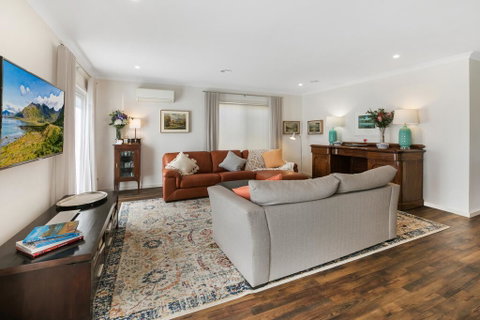 Modern Seaside Getaway Mornington - Accommodation Melbourne 1