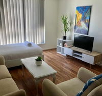 Modern Unit Near To Surfers Paradise - Accommodation Melbourne