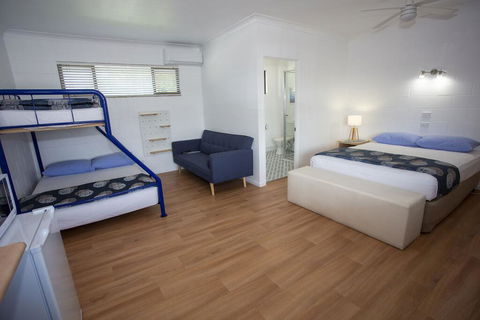 Moffat Beach Motel Caloundra - Accommodation Melbourne 2