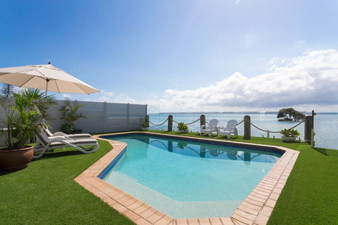 Moreton Bay Beach Lodge - Accommodation Melbourne 0