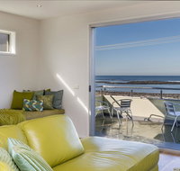 Moyan - Standing tall at the edge of the Indian Ocean - Accommodation Melbourne