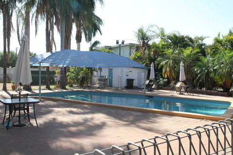 Mt Isa Irish Club Accommodation - Melbourne 4u 0