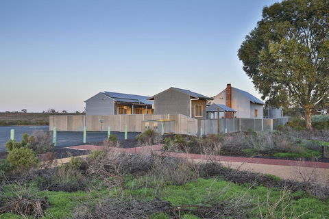 Mungo Shearers' Quarters - Accommodation Melbourne 1