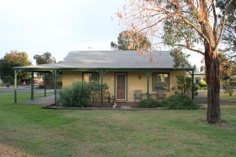 Murray River Resort - Melbourne 4u 1