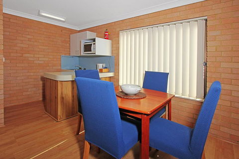 NARRAWALLEE RETREAT - Accommodation Melbourne 3