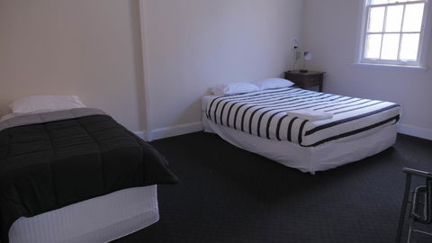 National Hotel Toowoomba - Accommodation Melbourne 2