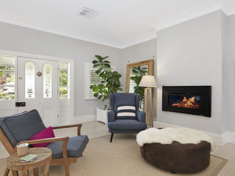 Nattai Lodge - House & Cottage In Beautiful Garden - Accommodation Melbourne 2