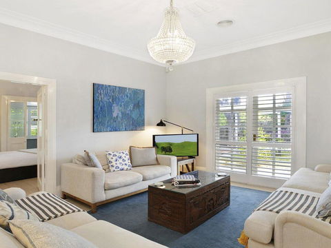 Nattai Lodge - House & Cottage In Beautiful Garden - Accommodation Melbourne 3