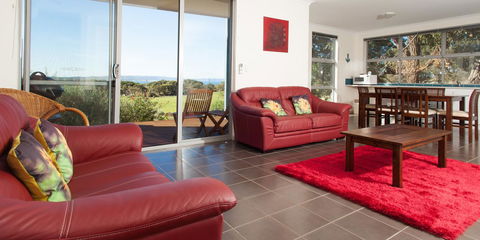 Cosy Corner Sea View Apartments - Accommodation Melbourne 10