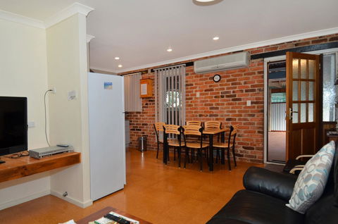 Albany Beachside Accommodation - Accommodation Melbourne 10
