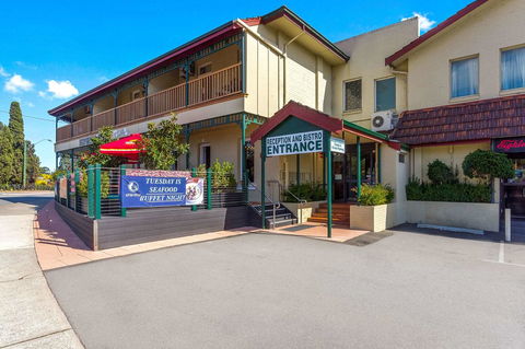 Quality Hotel Bayswater - Accommodation Melbourne 0