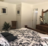 Blue Lake Family Retreat - Accommodation Melbourne