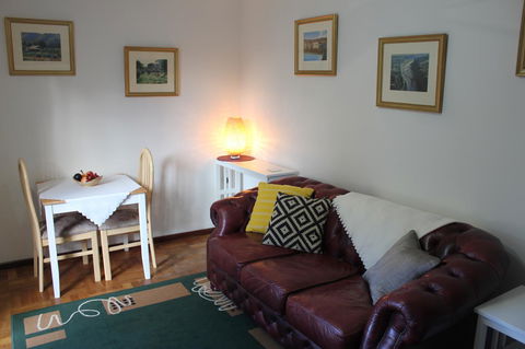 Jacaranda Hideaway Bed & Breakfast - Accommodation Melbourne 6