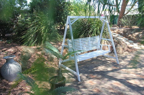Jacaranda Hideaway Bed & Breakfast - Accommodation Melbourne 11