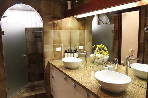 Jacaranda Hideaway Bed & Breakfast - Accommodation Melbourne 7