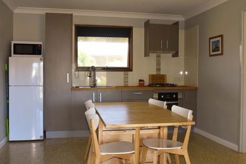 Swan Valley Sisters - Accommodation Melbourne 23