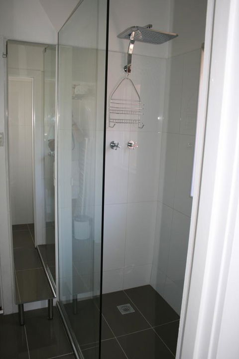 Kenata-Fairway Apartment Hotel - Accommodation Melbourne 2