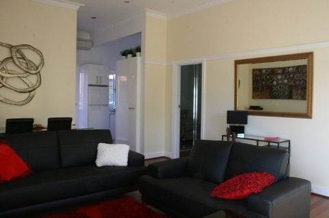 Kenata-Fairway Apartment Hotel - Accommodation Melbourne 9