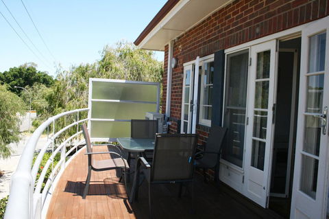 Kenata-Fairway Apartment Hotel - Accommodation Melbourne 6