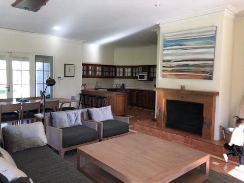 Caves Road Guest Houses - Accommodation Melbourne 23