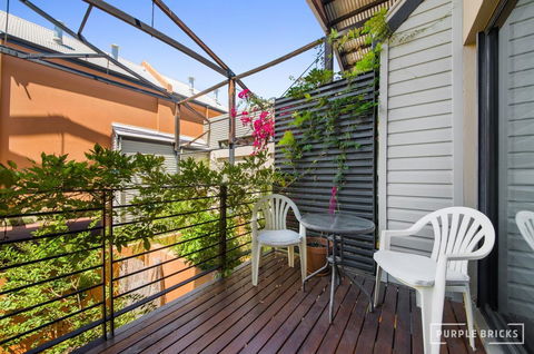 Spacious Central Townhouse - Accommodation Melbourne 10