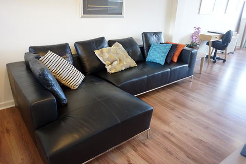 Studio 208 With Ocean Views - Accommodation Melbourne 10