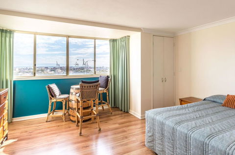 Studio 208 With Ocean Views - Accommodation Melbourne 0