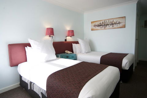 SureStay Hotel By Best Western The Clarence On Melville - Accommodation Melbourne 26