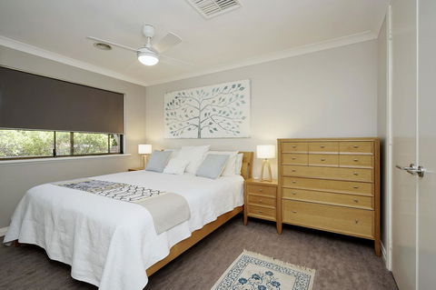 Marcus Villa Booragoon - Accommodation Melbourne 0