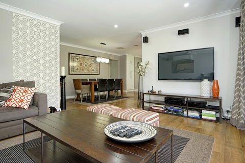 Marcus Villa Booragoon - Accommodation Melbourne 4