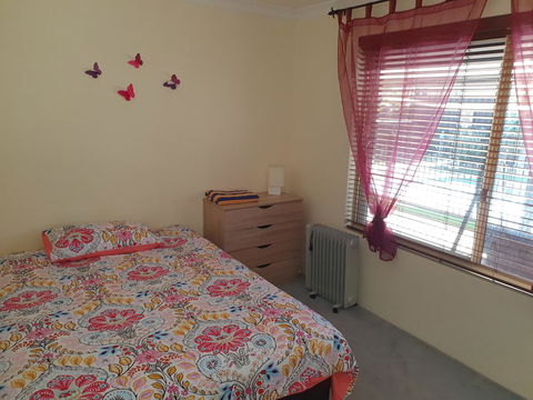 The Entertainer - Accommodation Melbourne 16