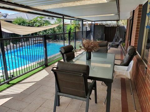 The Entertainer - Accommodation Melbourne 4