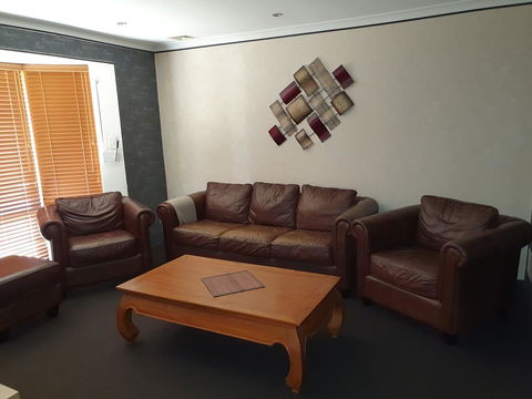The Entertainer - Accommodation Melbourne 21