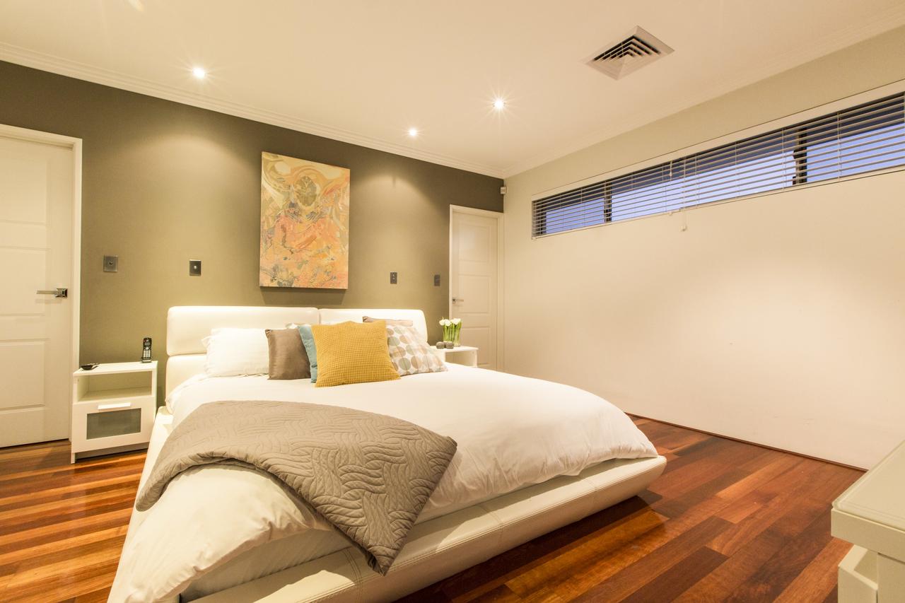 Ardross WA Accommodation Melbourne