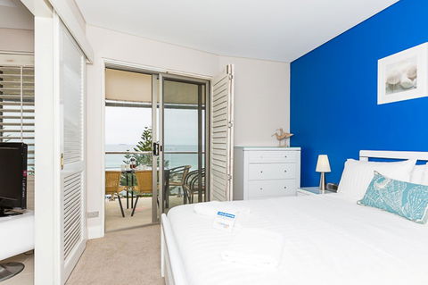 The White Pearl Penthouse - Accommodation Melbourne 9