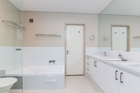 The White Pearl Penthouse - Accommodation Melbourne 17