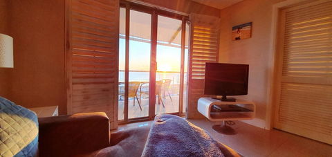 The White Pearl Penthouse - Accommodation Melbourne 15