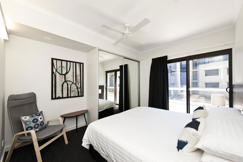 St Catherine\'s On Park - Accommodation Melbourne 13