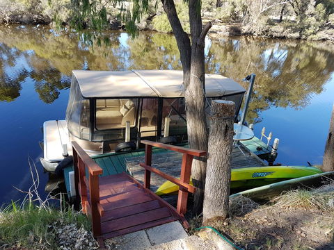 Amazing River House - Accommodation Melbourne 24
