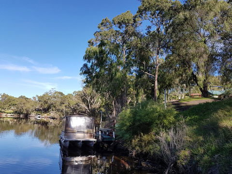 Amazing River House - Accommodation Melbourne 21